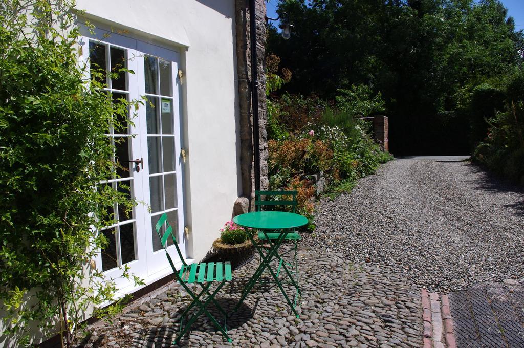 Red House Cottage B&B Welshpool Exterior photo